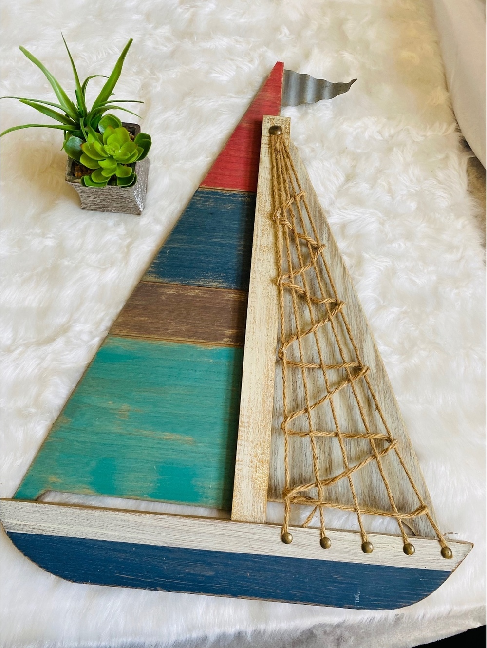 Decorative Wooden Sailboat Wall Hanging with Rope Netting